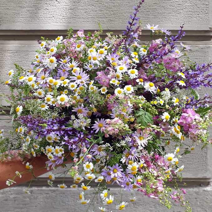 Bouquet di fiori misti di stagione