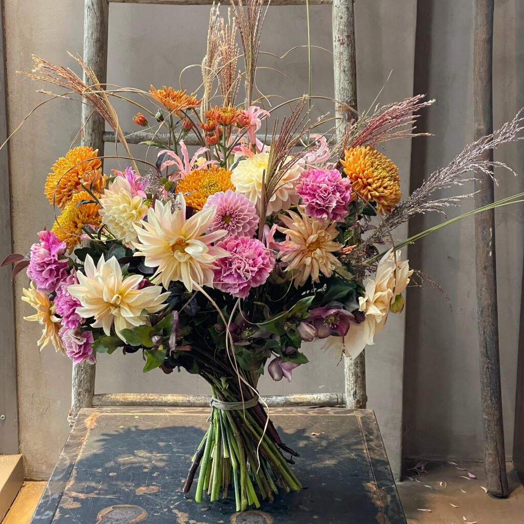 Bouquet with fall natural flowers_ extra-sized