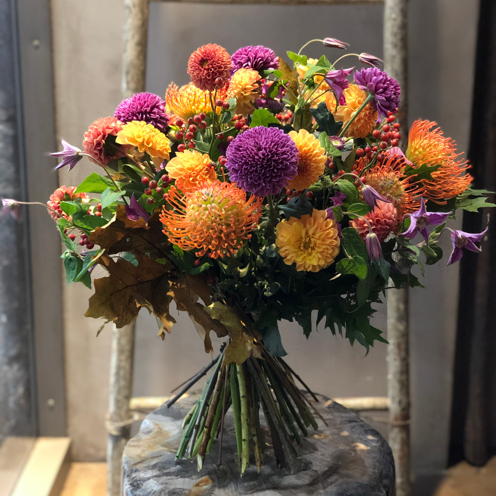 Bouquet with fall natural flowers_special-sized